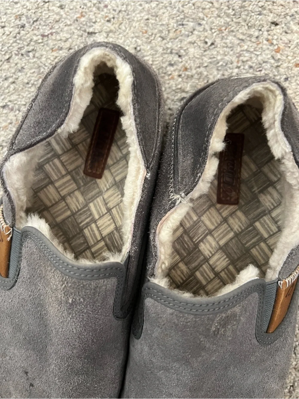 OluKai Men’s Hele Malie slip-on shoes in charcoal/mist grey,8